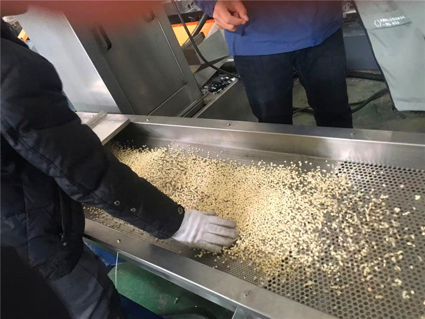 PLA降解改性塑料造粒機(jī)_玖德隆機(jī)械有限公司